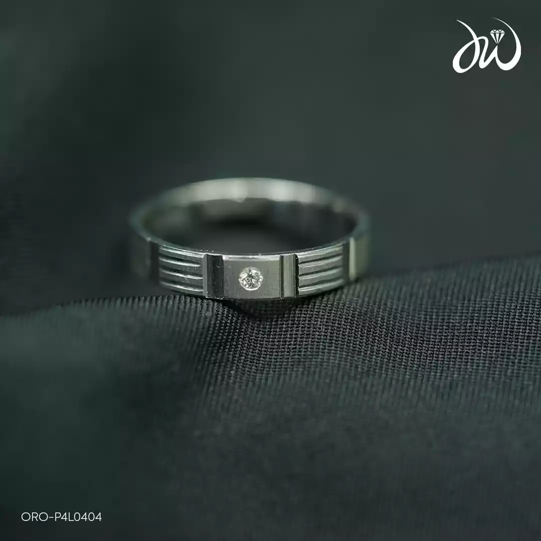 Platinum diamond ring